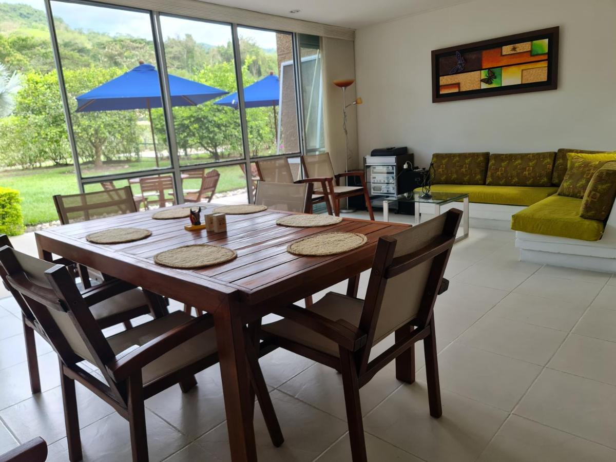 Acata - Condominio Campestre / Casa Вилета Екстериор снимка